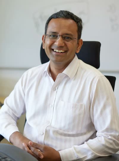 Portrait of Prof. Raghuram Bommaraju
