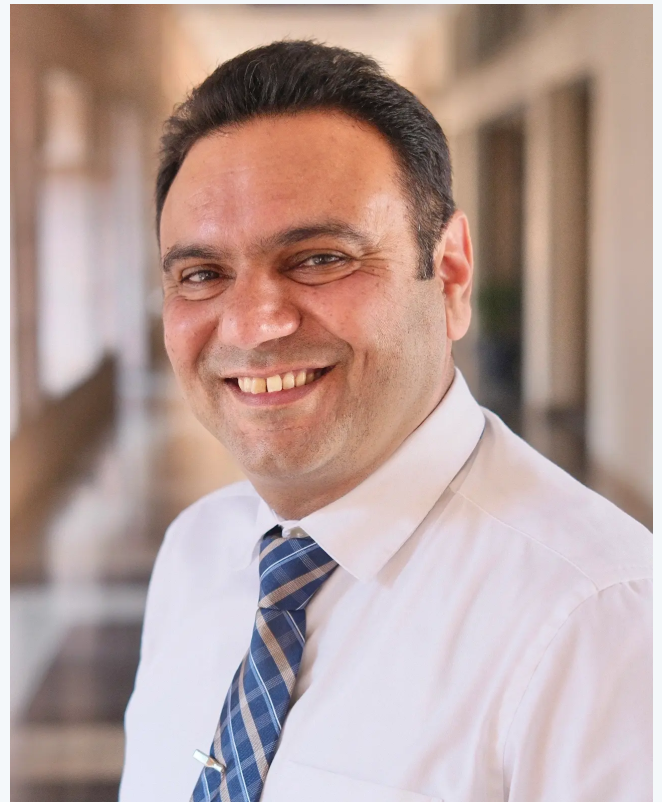 Portrait of Prof. Gurvinder Sandhu